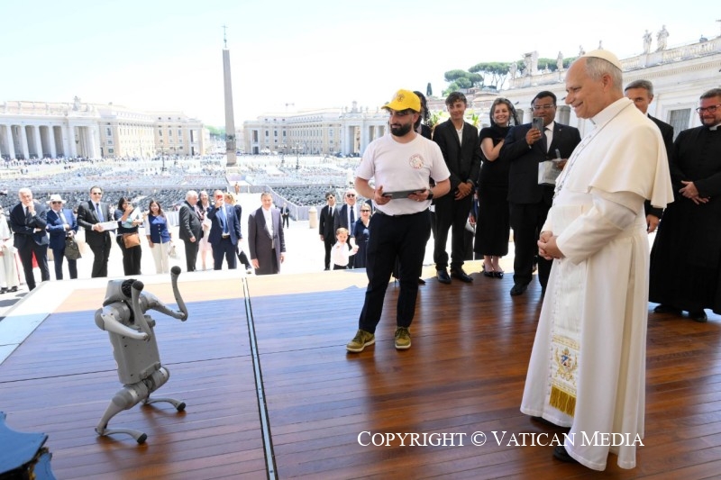 Tiếp kiến chung của ĐTC Lêô XIV (27/5/2026): Giáo lý về Công đồng Vaticanô II - Bài 17. Hiến chế Sacrosanctum Concilium. Cải tổ phụng vụ: truyền thống và sự phát triển