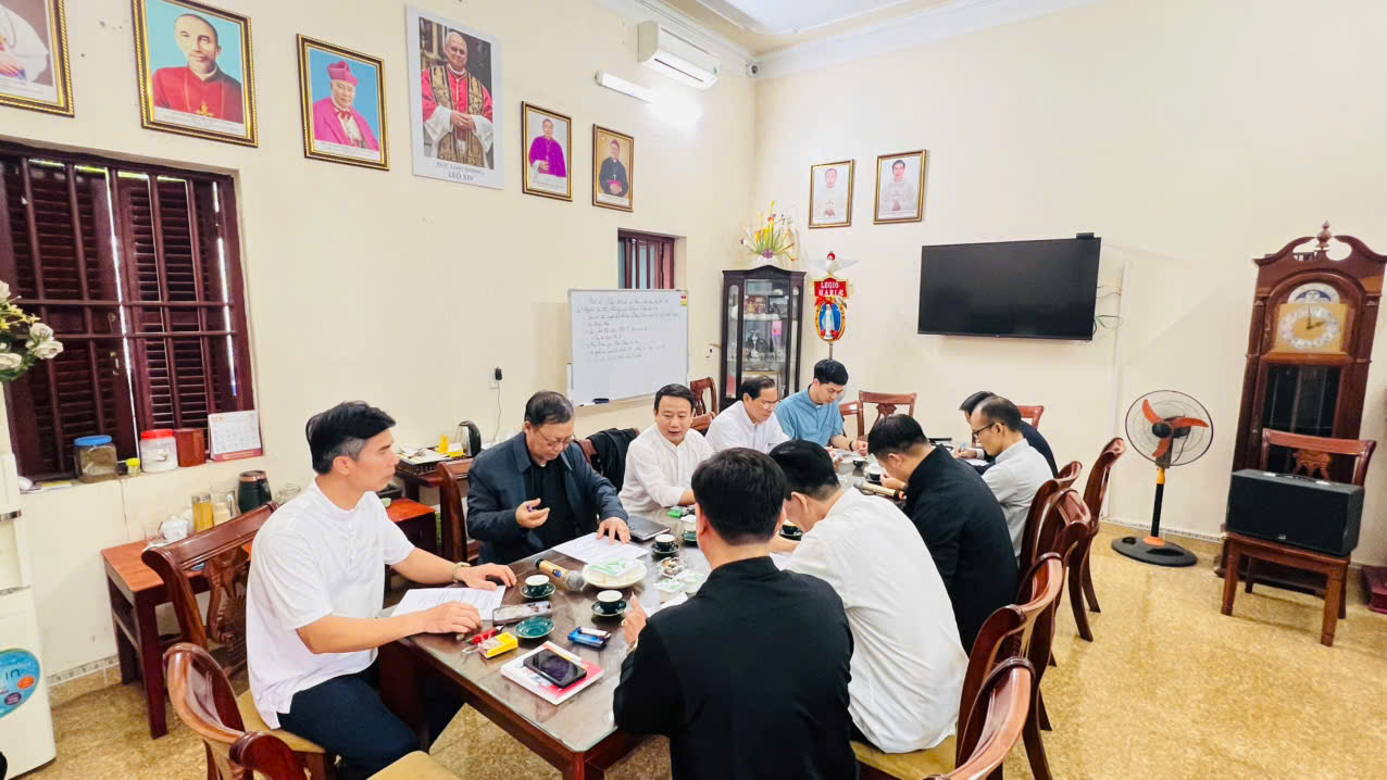 Quý Cha Giáo hạt Mạo Khê Thường huấn tháng 11 năm 2025