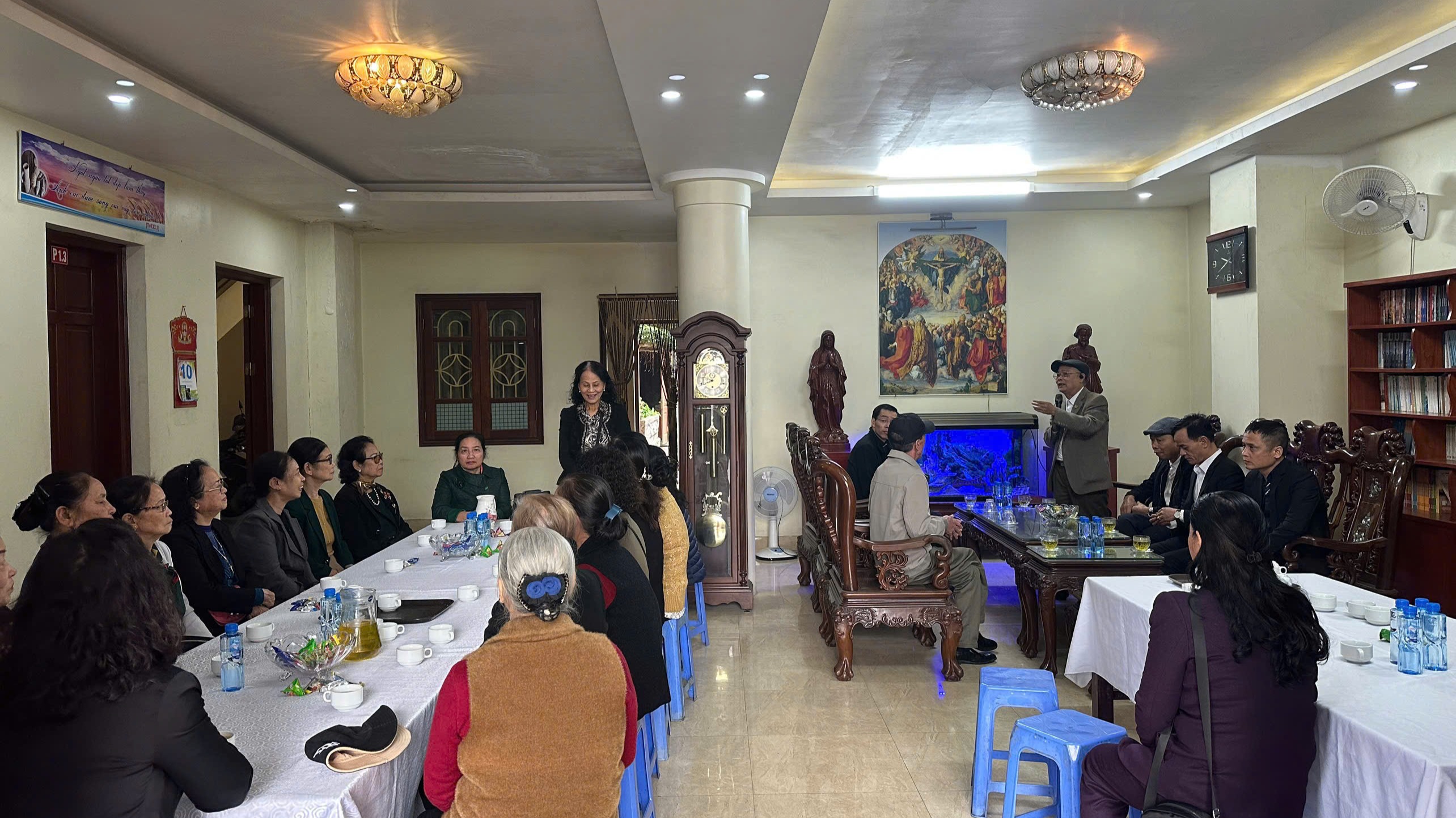 Huynh đoàn Giáo dân Đa Minh Giáo xứ Thánh Antôn thăm Tiền Chủng viện thánh Liêm