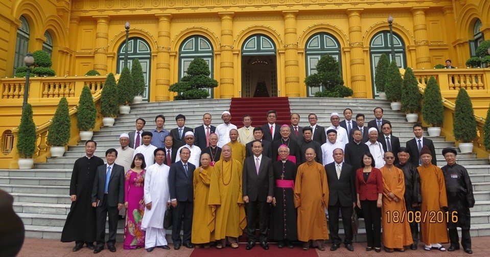 HDGM chuc mung CTN 1