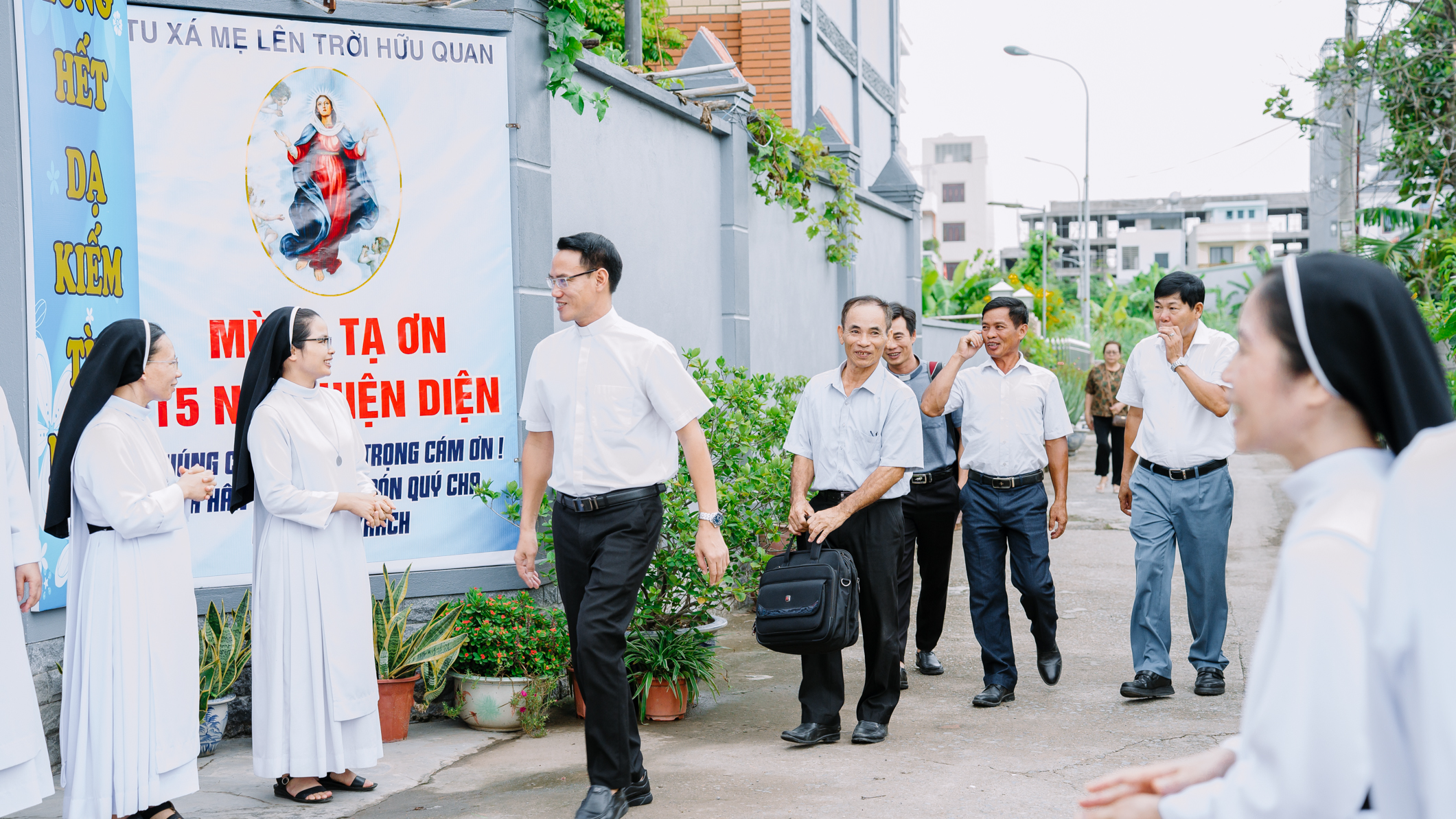 Hiệp Hội Đa Minh Mẫu Tâm Hải Phòng: Tu xá Mẹ Lên Trời mừng lễ bổn mạng và kỷ niệm 15 năm hiện diện tại Giáo xứ Hữu Quan