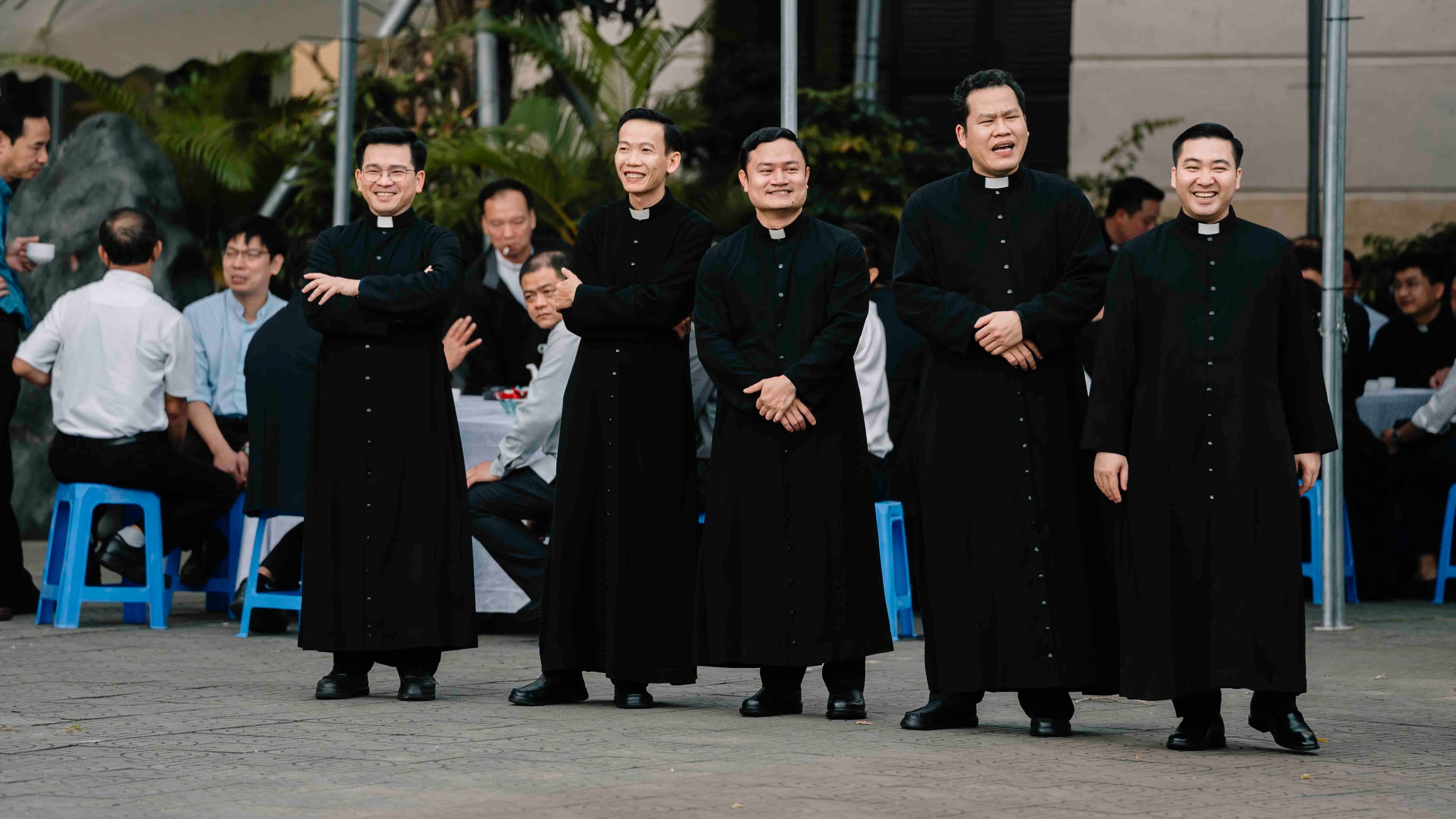 Không khí trước Thánh lễ Truyền chức Linh mục tại Giáo phận 2026