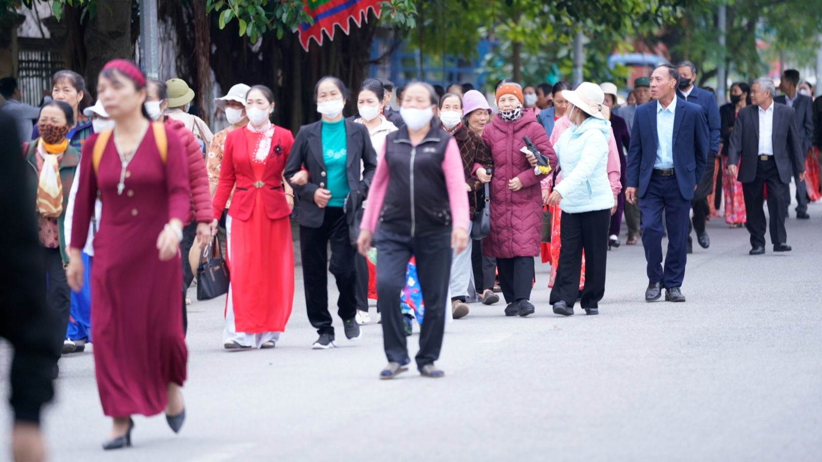 Những khoảnh khắc đầu tiên trong ngày hành hương truyền thống mừng lễ kính Các Thánh Tử đạo Hải Dương của Giáo phận Hải Phòng.