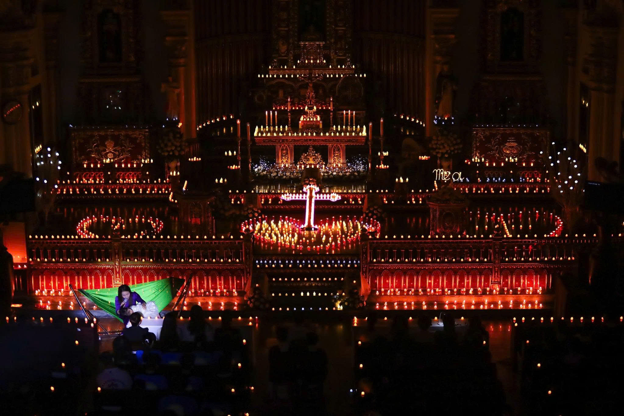 Đêm Thắp nến cầu nguyện cho các thai nhi tại Giáo xứ Thánh Antôn, Gp. Hải Phòng