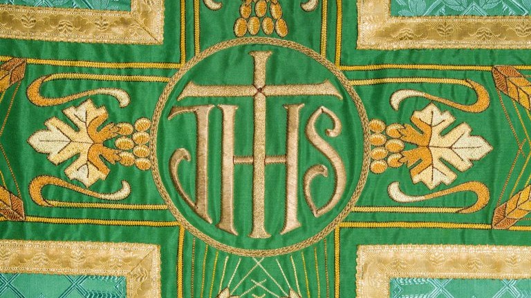 “Mùa Thường Niên”: Hành trình thăng tiến thiêng liêng giữa đời thường