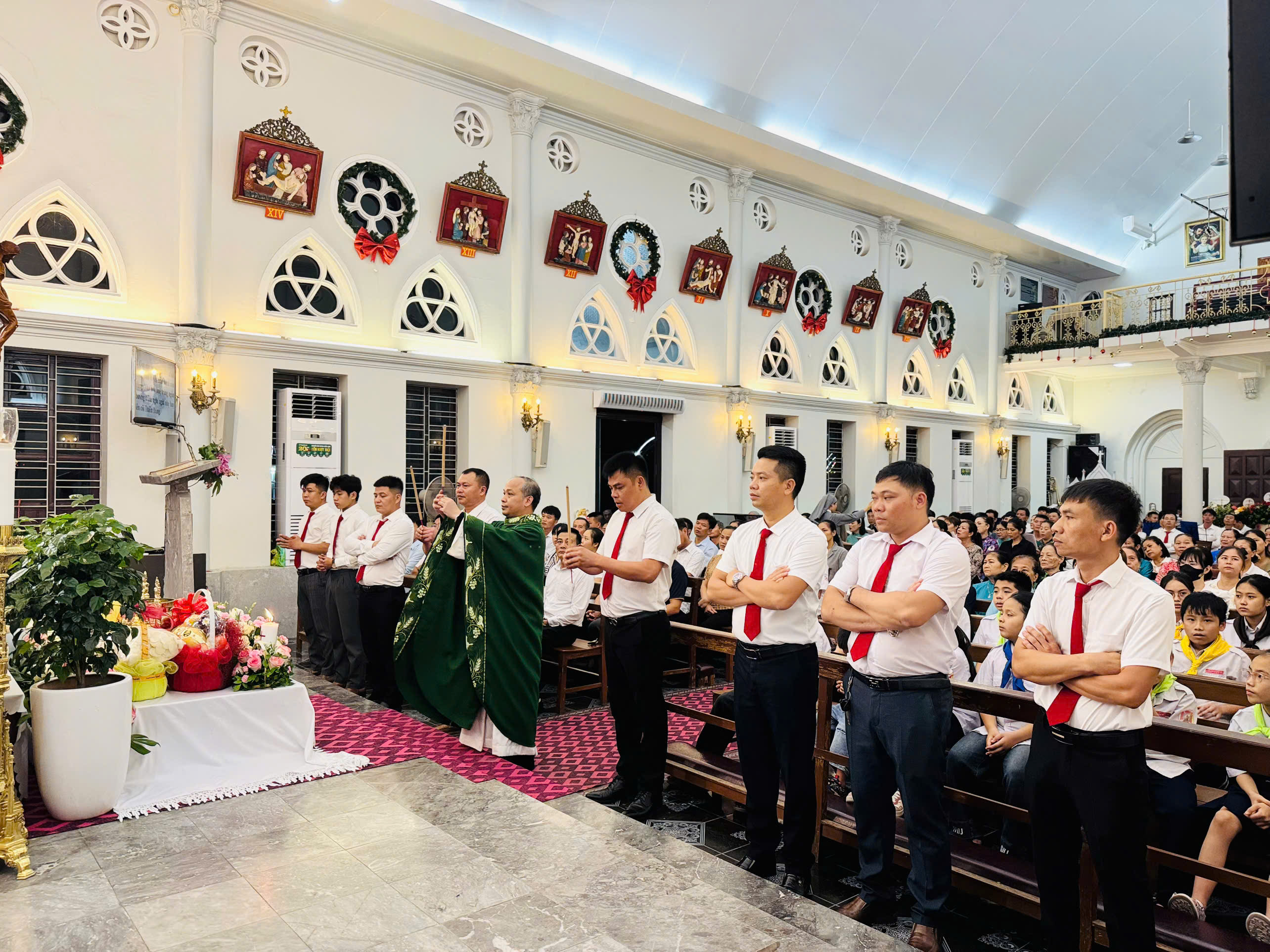 Hội Kim nhạc giáo xứ Trang Quan mừng lễ quan thầy và ra mắt Ban điều hành khóa mới